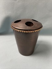 Metal Mushroom Toothbrush Holder 