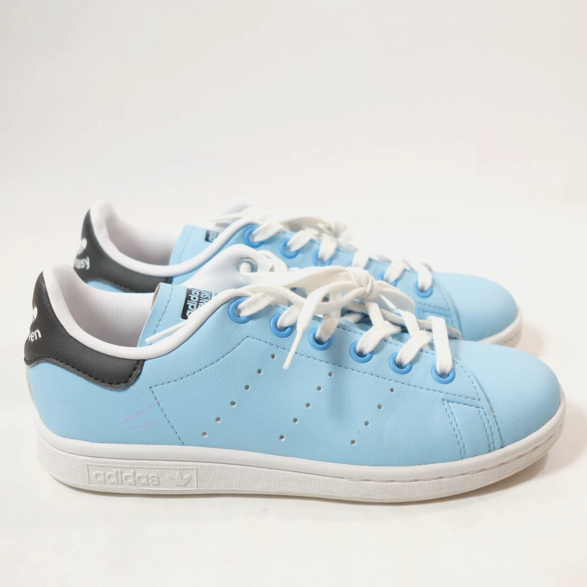 Disney x adidas Stan Smith Aladdin - Genie for Sale 