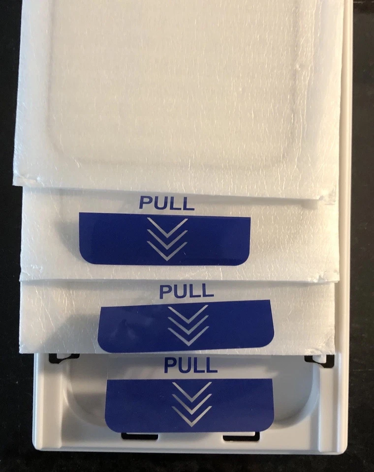 "Protector de pantalla iphone 16 pro max 3x con estuche de instalación Spigen 16,87"" X 6,25""" Foto 4 de 4