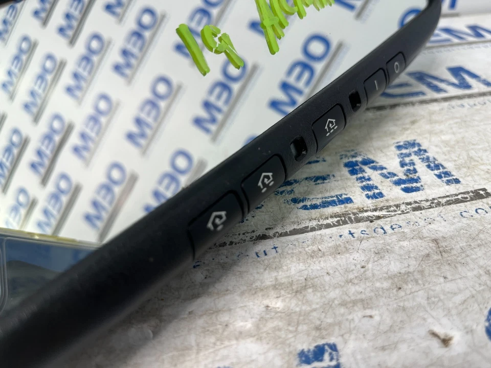 Espelho retrovisor interior Nissan Armada 14-21 com navegação OEM - Imagem 3 de 4