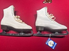 Hyde Custom Bilt Pro Figure Skates White Size 9 Leather Steel Blades Guards