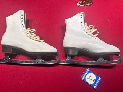 Hyde Custom Bilt Pro Figure Skates White Size 9 Leather Steel Blades + Guards