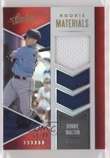 2020 Panini Absolute Rookie Materials Spectrum Red 19/99 Donnie Walton 04xn