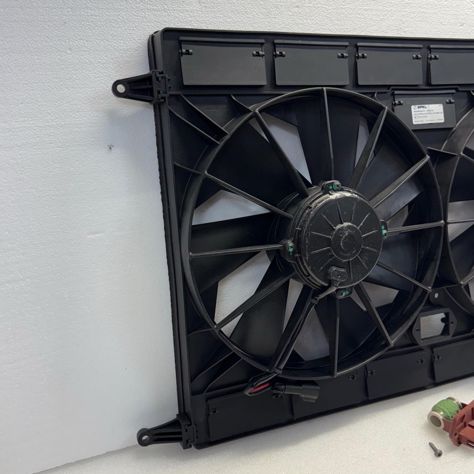 08-16 Maserati GranTurismo Quattroporte 4.2L Radiator Cooling Fan Motor OEM 57k