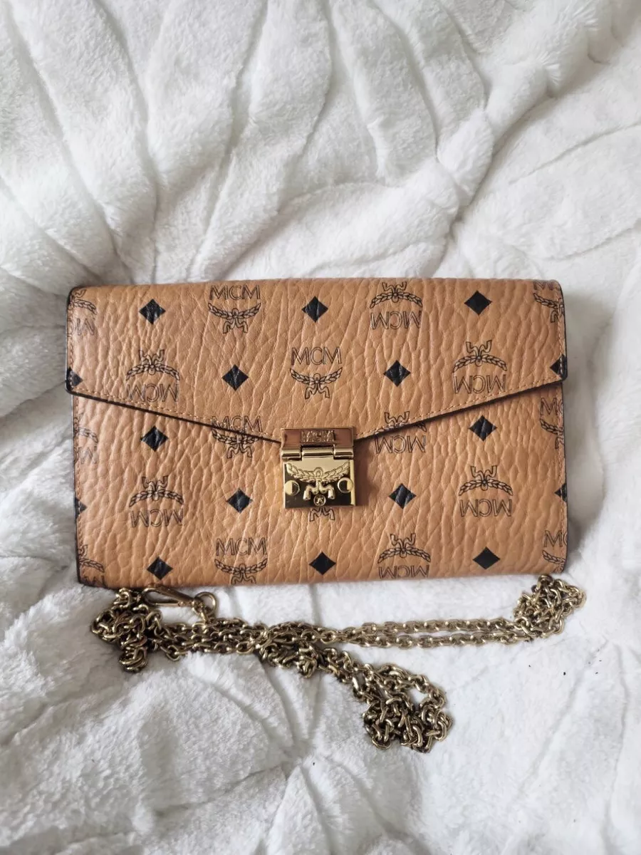 Pre Loved Mcm Visetos Patricia