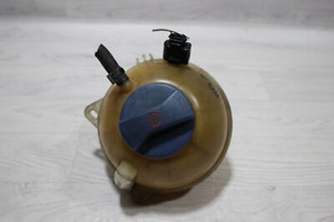 Ausgleichsbehälter Kühlmittel 1J0121403B VW Golf IV Bj,00