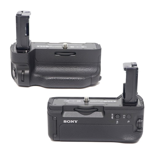 Original SONY VG-C2EM Vertical Battery Grip for Sony A7II, A7RII, A7SII - Picture 2 of 8