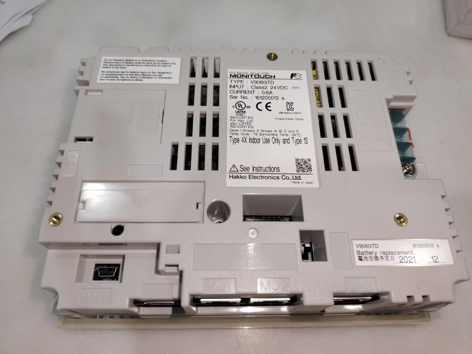 IPC, FUJI ELECTRONIC, HAKKO MONITORITOUCH V9060ITD Foto 2 de 4