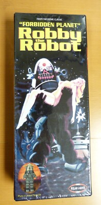 Polar Lights 1/12 - Robby The Robot - Forbidden Planet - NEW - Factory Sealed