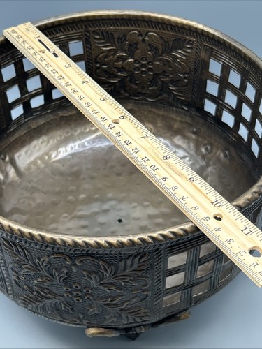 Brass Planter w Hammered Bottom Large 10" Basket Weave Pattern w Rope Style Trim - Picture 6 of 8