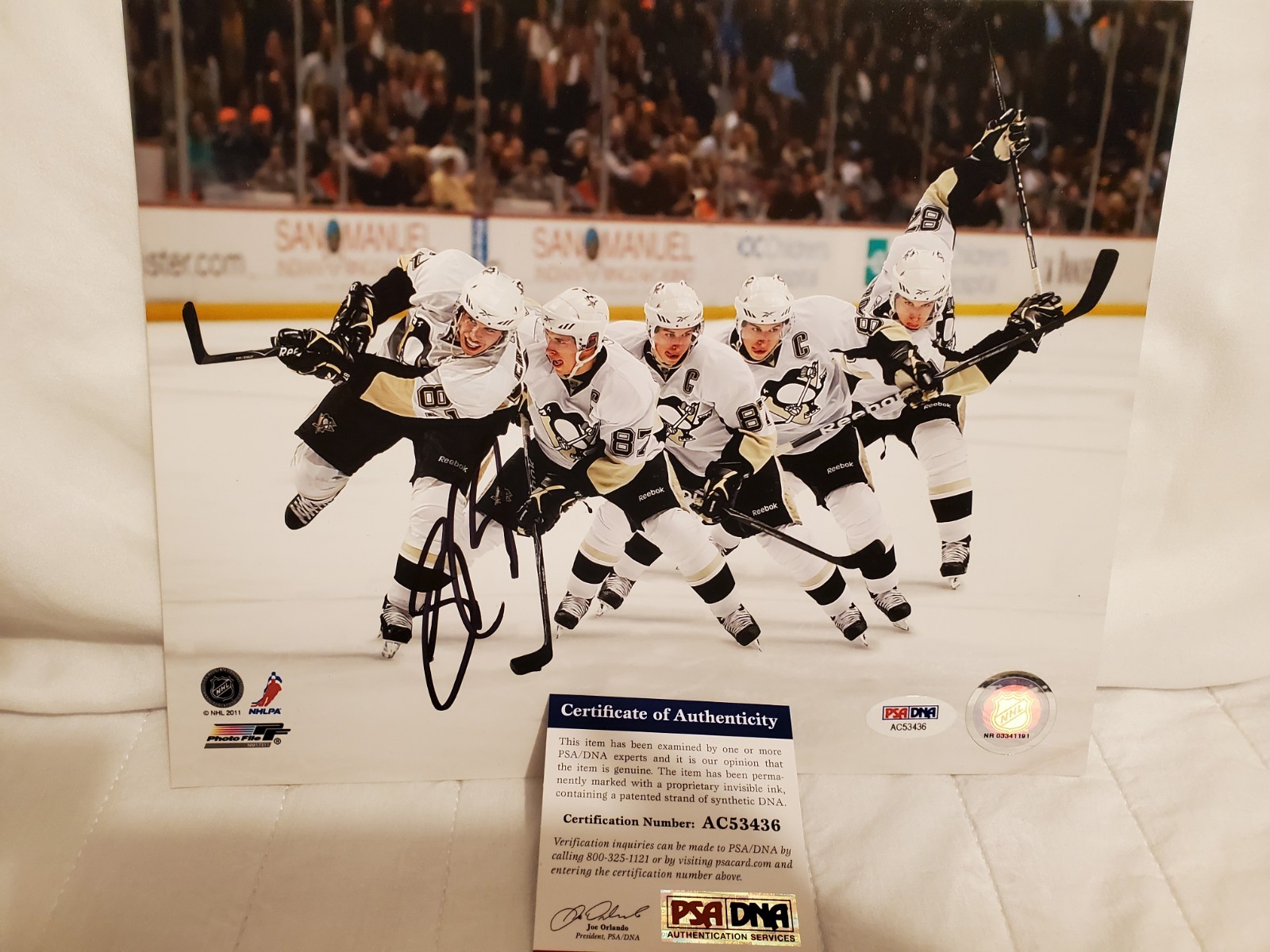 SIDNEY CROSBY Signed/Autographed 8x10 Action Shot Photo . PSA/DNA #AC53436. RARE view 3