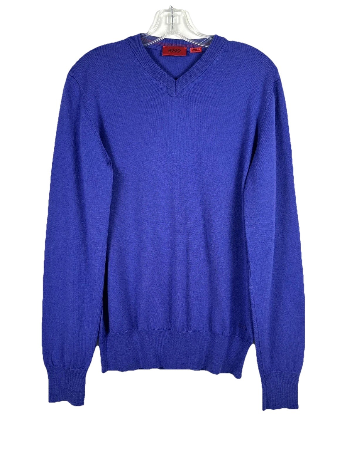 HUGO BOSS Men’s Size MEDIUM 100% Virgin Wool Designer Purple Sweater EUC
