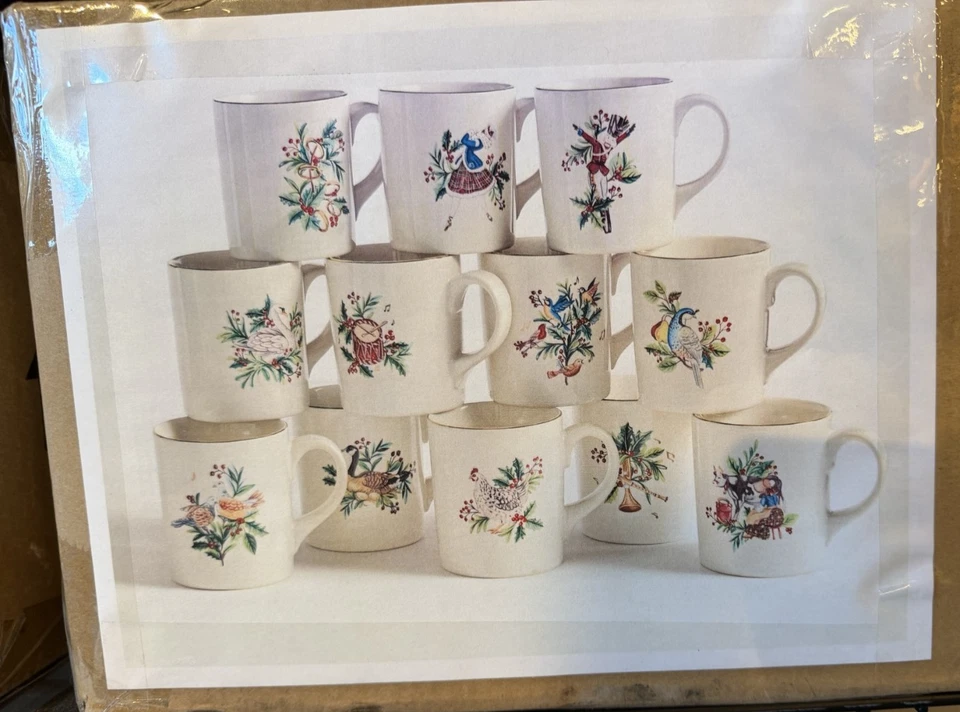 Nuevo juego de 12 tazas de gres Pottery Barn 12 días de Navidad nuevas en caja Foto 2 de 4