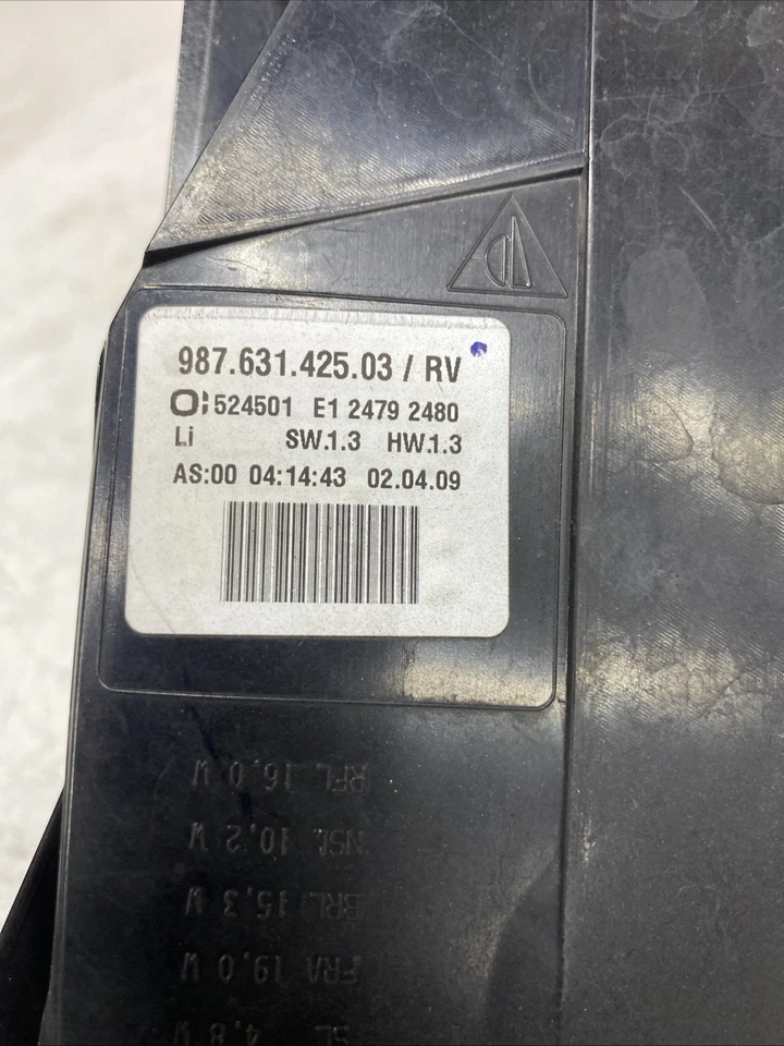 Lanterna traseira lateral esquerda 2009 Porsche Boxster 987.2 98763142503 **SOMENTE PEÇAS** - Imagem 4 de 4