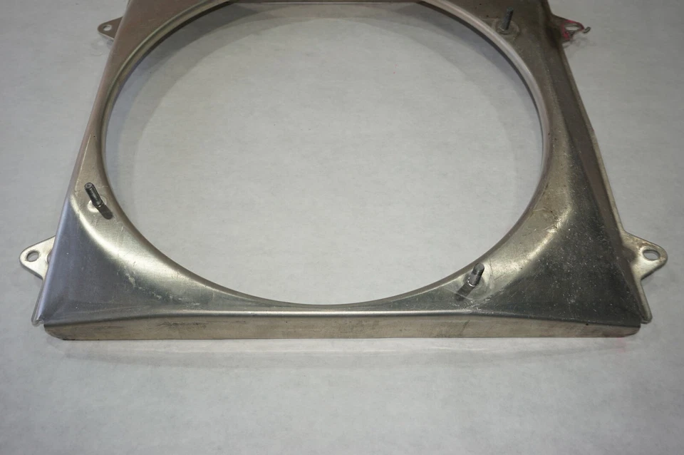 AUDI R8 SHROUD 2008 2009 2010 2011 2012 420 121 197 A OEM - Image 2 of 4