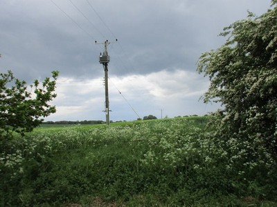 Foto 6x4 Strommast und bedrohlicher Himmel Long Riston Der Hang hinunter c2017