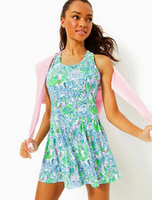 LILLY PULITZER SIZE MEDIUM LUXLETIC PUNTA CANA DRESS SERVING IT UP UPF 50