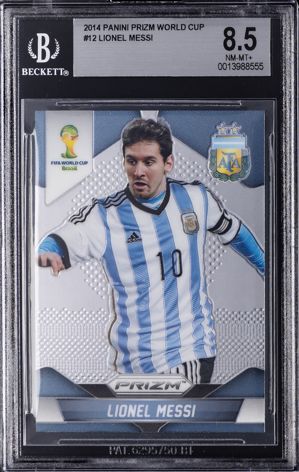 2014 PANINI PRIZM WORLD CUP #12 LIONEL MESSI BGS 8.5