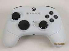 Razer Wolverine V3 Pro Wireless Controller White Edition - FH985