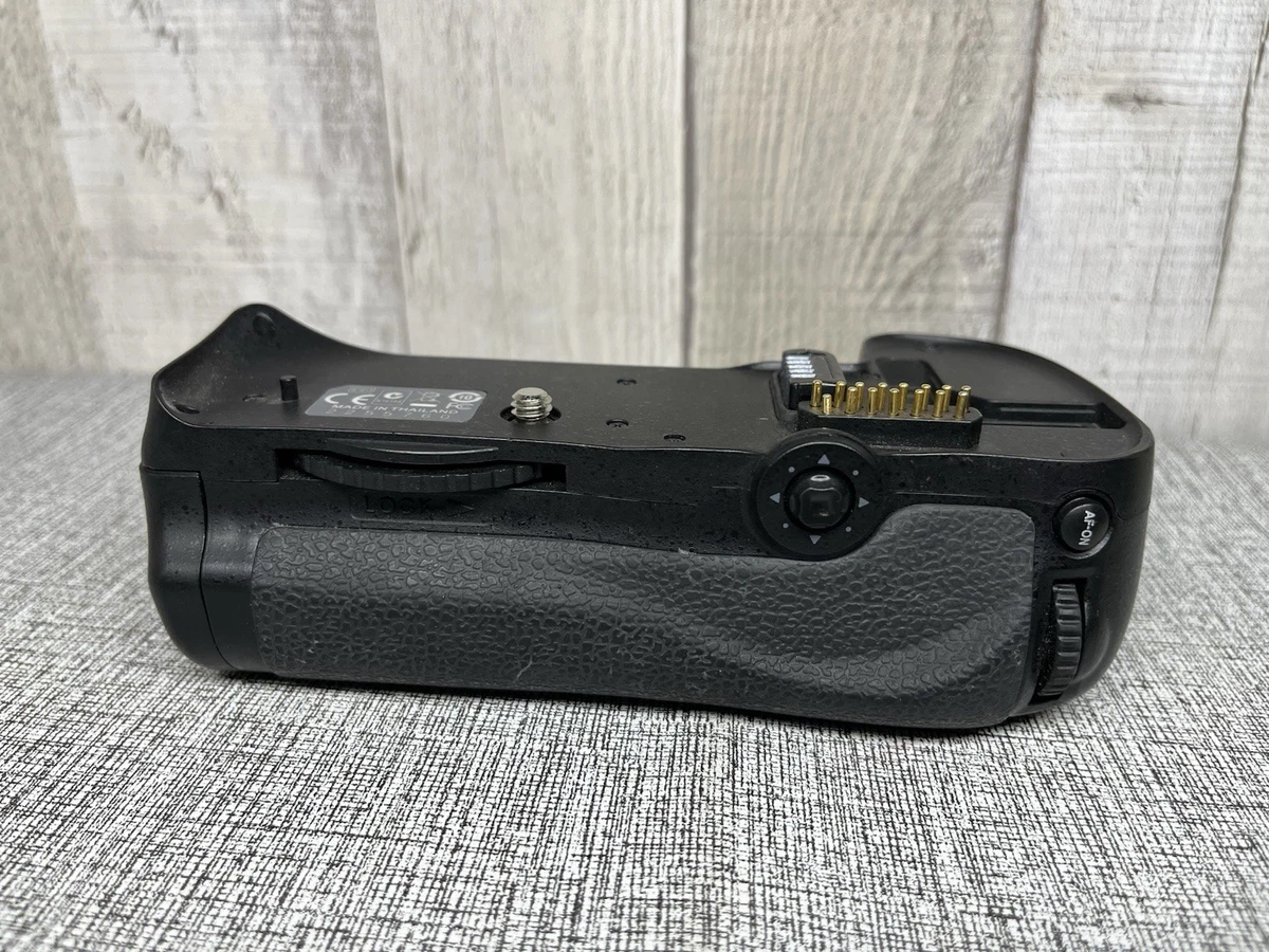 Nikon D300 Battery Grip for sale | eBay