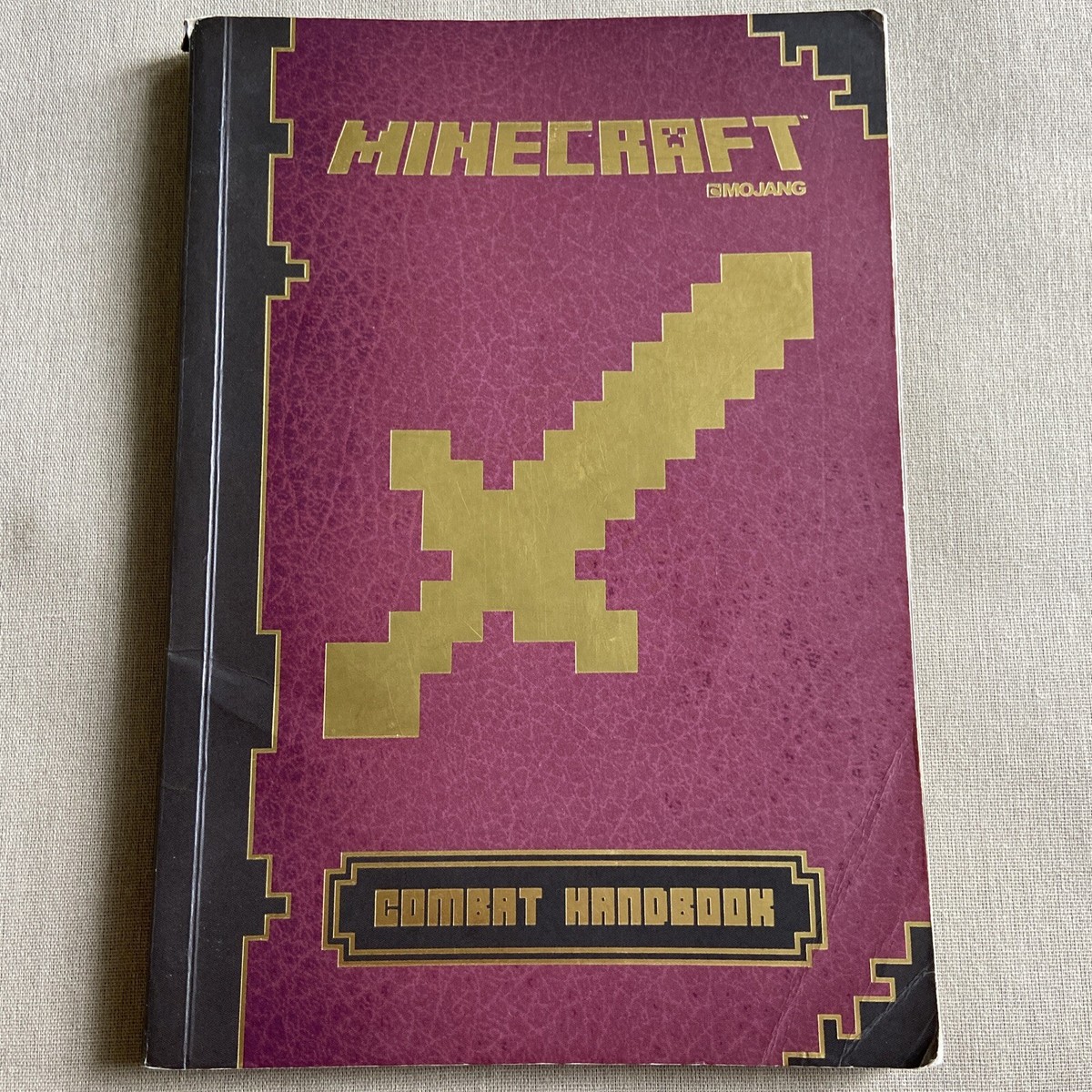 Minecraft guide 9冊セット s-l1200.jpg