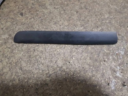 BMW 5 E39 Kotflügelzierleiste vorne rechts 8208448 2.50 Petrol 125kw 33755825