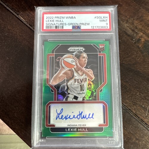 2022 Panini Prizm WNBA Signatures Lexie Hull #SG-LXH Green Prizm PSA 9 Auto