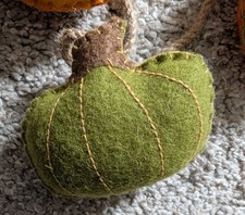 Fall garland banner felt pumpkin gourd jute rope embroidered autumn harvest