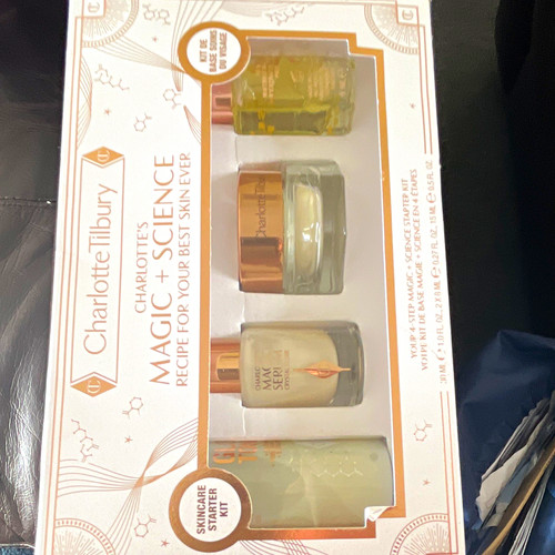 Charlotte Tilbury Magic + Science Travel Skincare Set Serum+Moisturiser SPF15