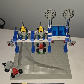 Vintage LEGO Space Supply Station Set #6930 Legoland 1983 w/Manual - READ