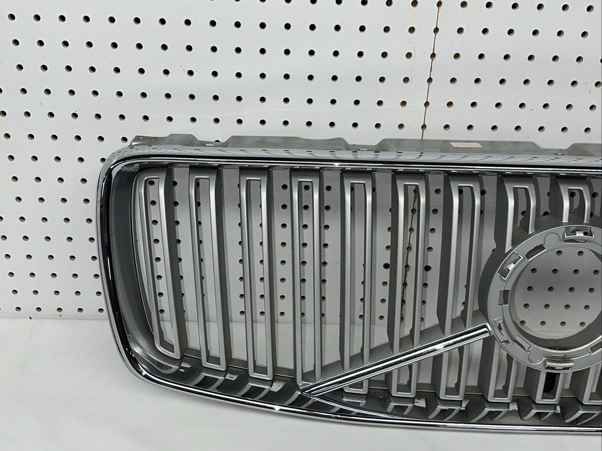 0x90 2016-2019 Volvo XC90 Momentum Grill 31425935 | eBay