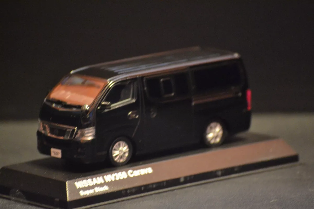 Nissan NV350 Urvan Caravan 2012 Kyosho Diecast vehicle in scale 1