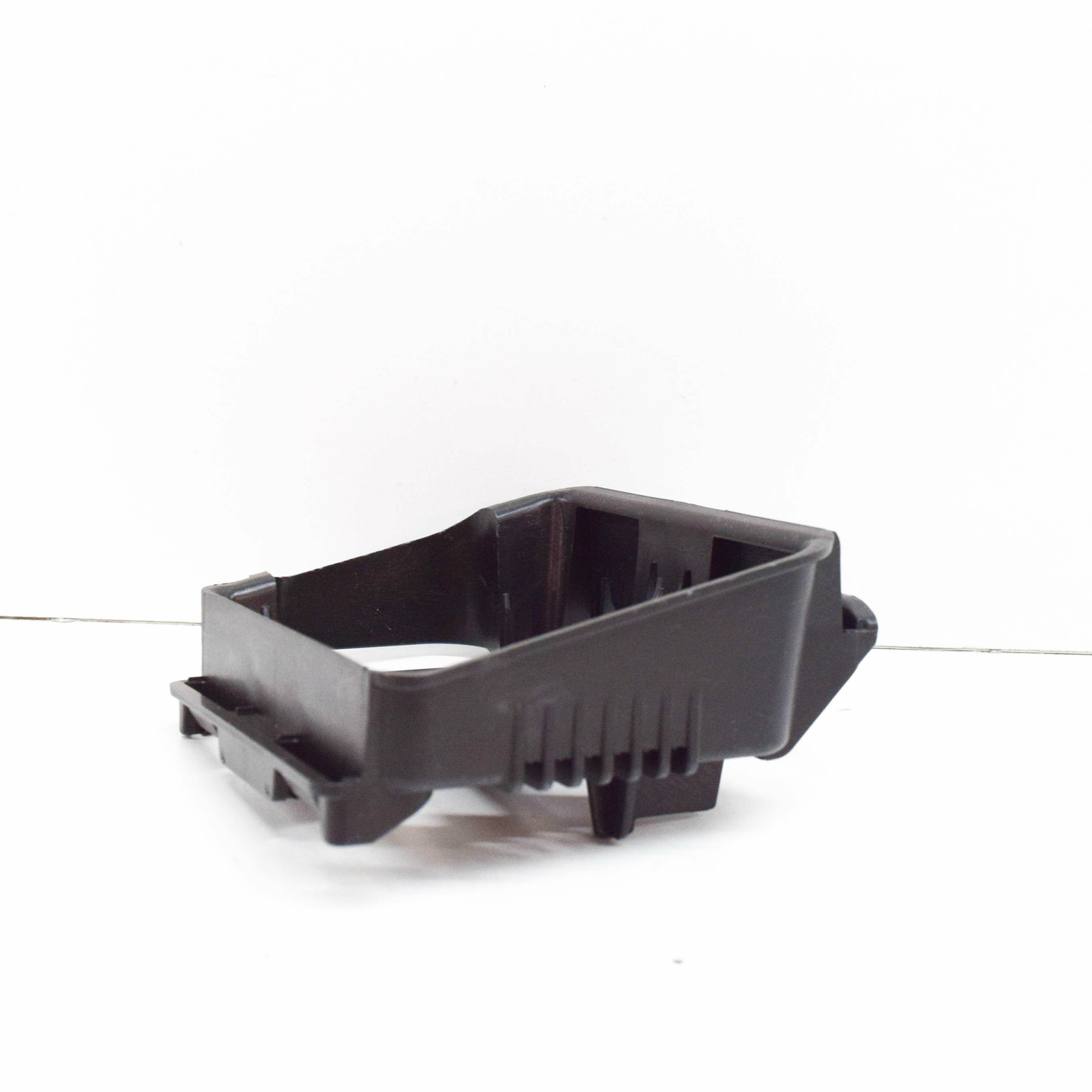 OEM VW Crafter Sz Mk2 Front Bumper Radar Sensor Bracket 7C0807726 