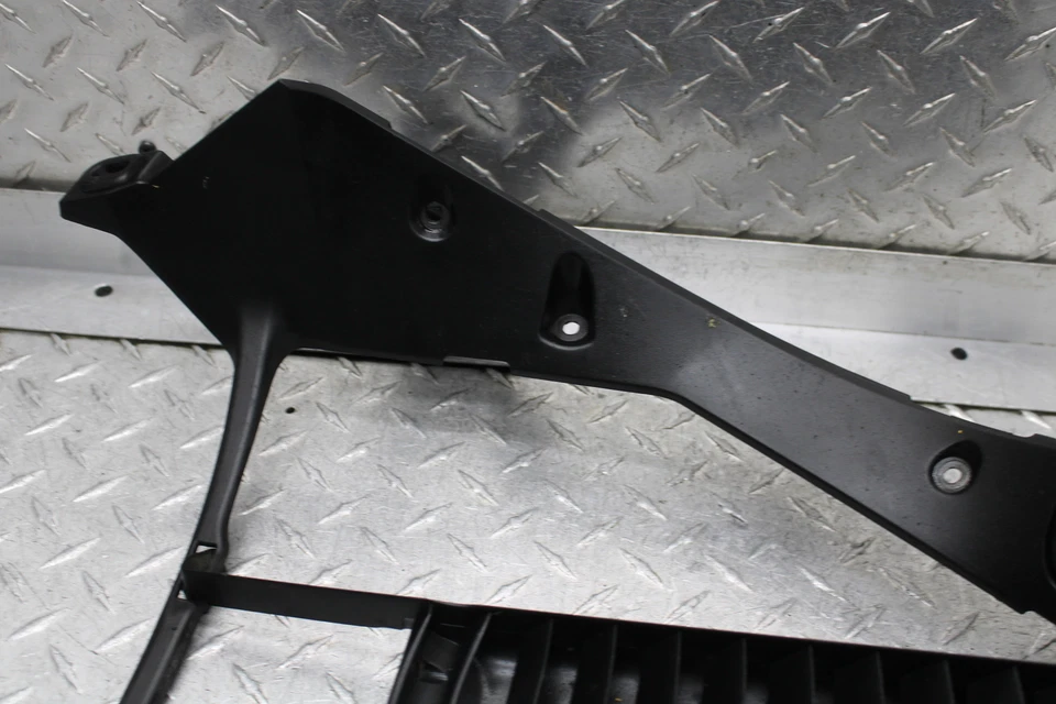 BMW K1600GT 2012 ABS MOTOR CUBIERTA DEL RADIADOR MOLDURA DE CARENADO Foto 4 de 4