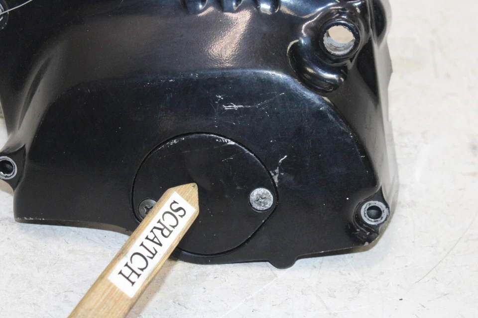 89-96 CUBIERTA PIÑÓN MOTOR SUZUKI GS500E OEM Foto 2 de 4