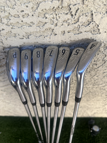 Titlist T200 Set - PW - 4i - Right Handed - Black Steel Shafts - Picture 5 of 5