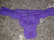 VS very sexy floral lace cut out thong panty NEW size large purple 