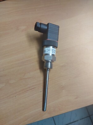Widerstandsthermometer Pt100 mit Gerätesteckverbinder 4-20mA Suko 8022
