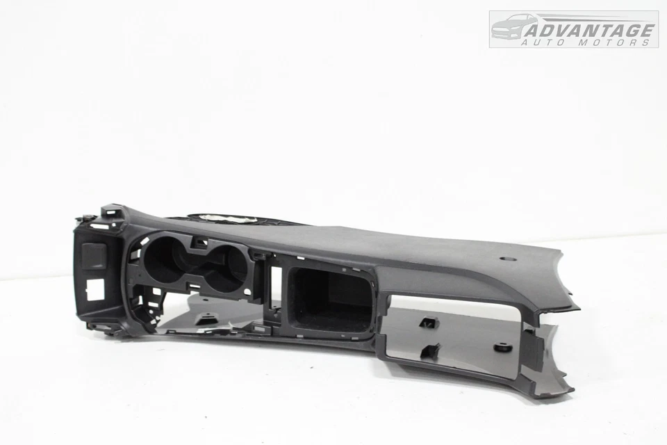 Chevrolet Cruze LT 2016-2019 piso delantero consola central carrocería marco base OEM Foto 3 de 4