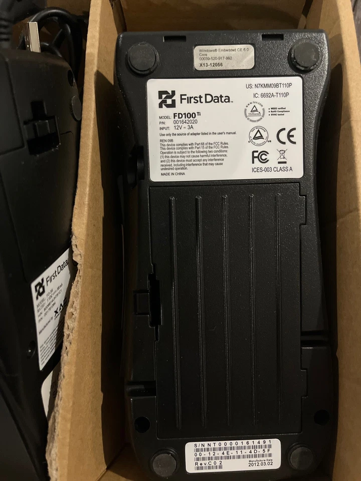 (1) First Data FD100ti and (1) FD35 POS Credit Card Terminals Touch to Pay - Image 3 of 3