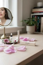 Elvis+Elvin New Floral Liquid Lipstick Hyaluronic Acid Shade P15 NIB $22 MSRP