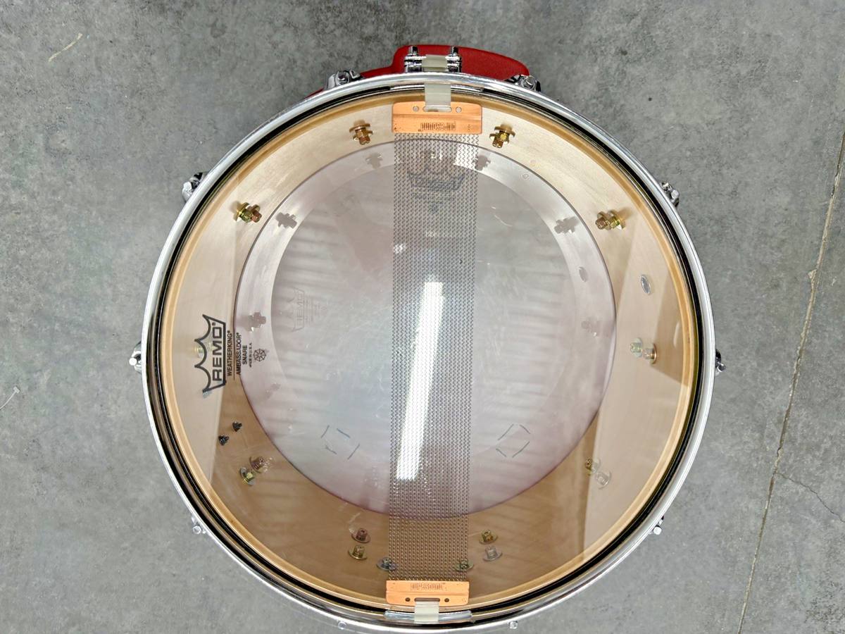 Made in Japan Yamaha Maple Custom Absolute Blue Sparkle snare - 14