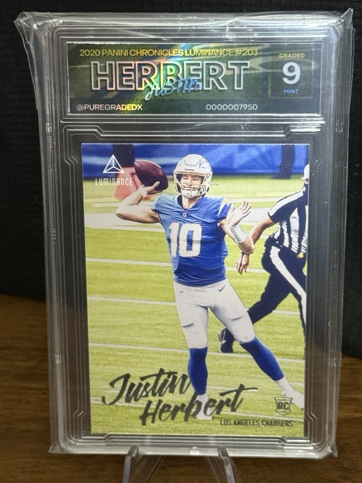 2020 Chronicles-Justin Herbert (RC) MINT 9 Luminance Update Rookies #203