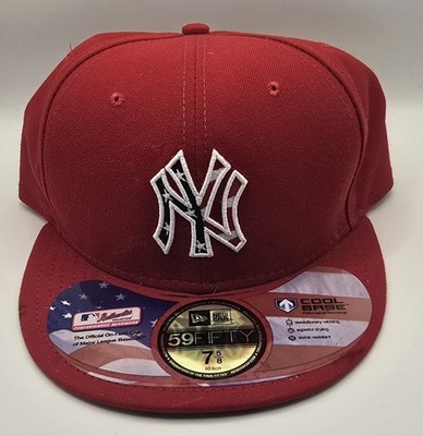 New Era NY Yankees Fitted Hat 7 5/8 MLB Baseball Cap Cool Base USA Flag