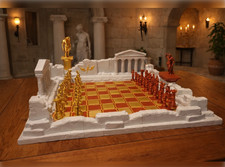 Set di scacchi in castello greco, gioco da tavolo medievale.
