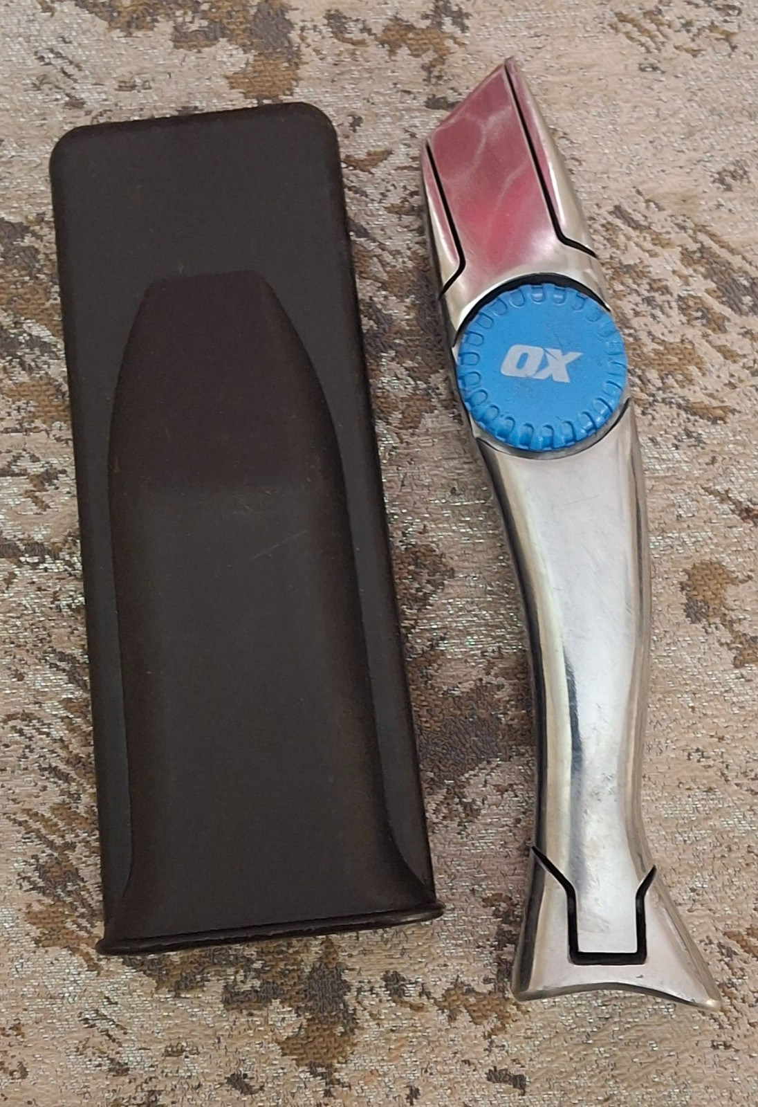 Silver Shark Fixed Blade Utility Pad Knife Padding