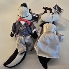 Warner Bros. Studio PEPE LE PEW GROOM  PENELOPE BRIDE Bean Bags w/mint tags