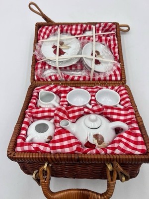 Delton Children's Porcelain Tea Set