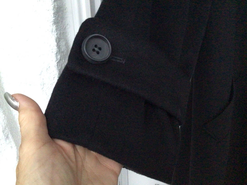 fleurette 100% cashmere Women’s Long Black coat From Saks Fifth Ave. Sz. Large - Image 4 of 4