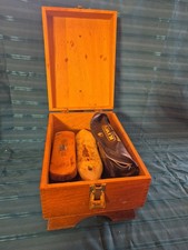 Vintage Mid Century Wooden Shoe Shine Box Excelsior Latch Horsehair Brushes MCM